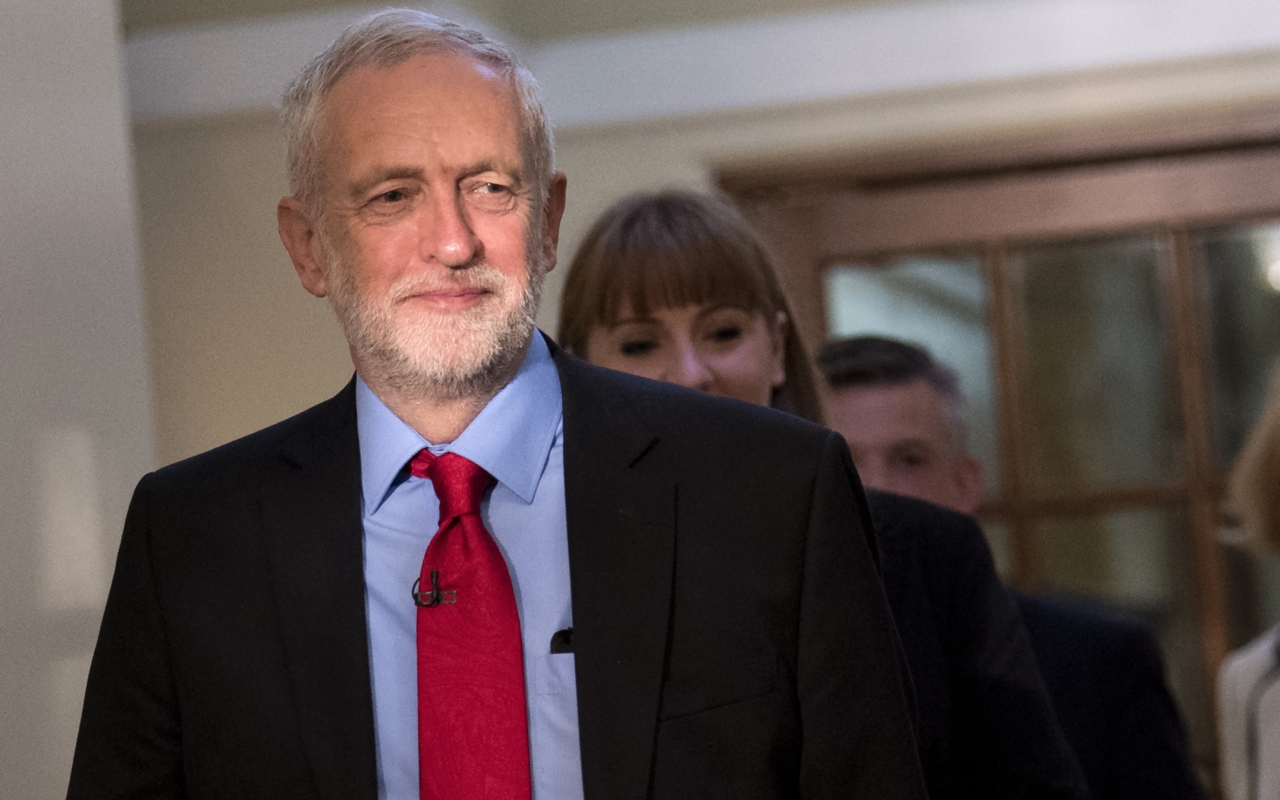 Jeremy Corbyn has backed a soft Brexit