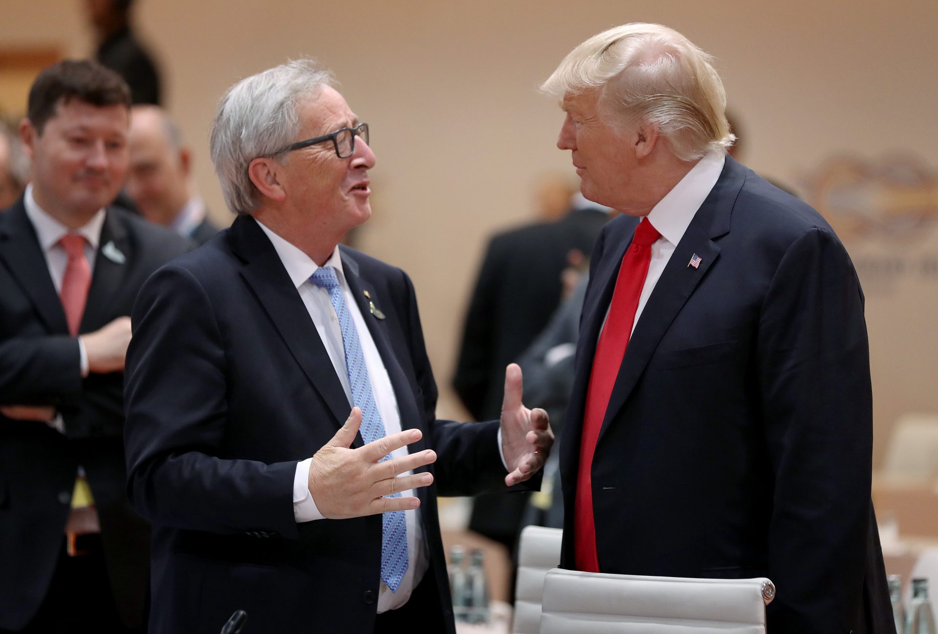 TRUMP JUNCKER