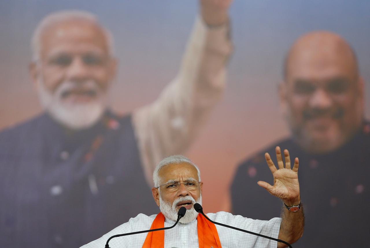 modi swearing in